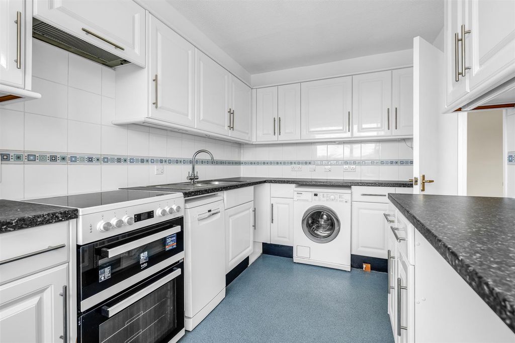 Property photo 3 of 13 Internal-3.Jpg