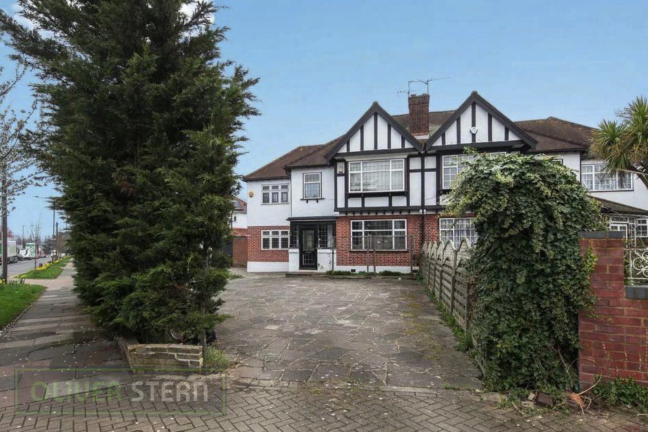 Property photo 1 of 26 Picture No. 14