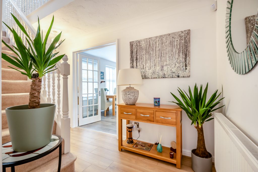 Property photo 3 of 22