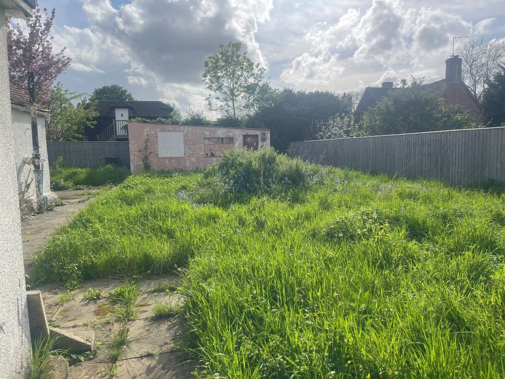 Property photo 3 of 9 Picture No. 04