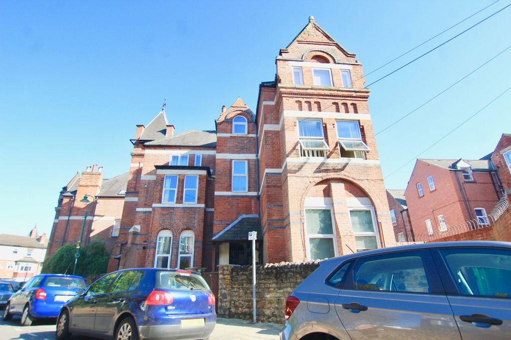 Property photo 1 of 11 Picture No. 01