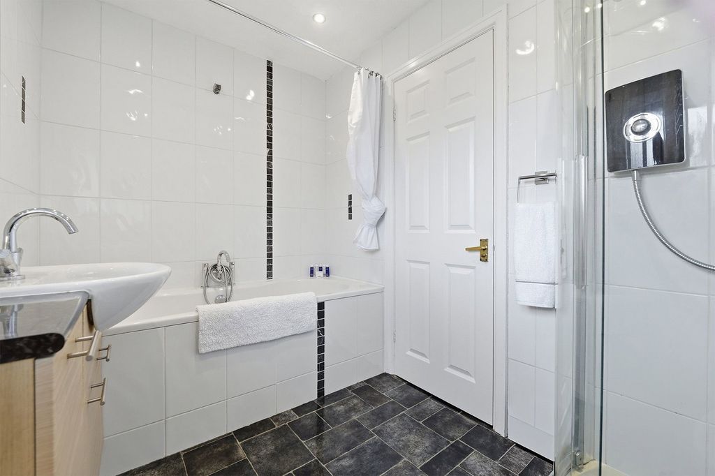 Additional image 23 of 4 bed detached house for saleClarendon Drive, Macclesfield SK10