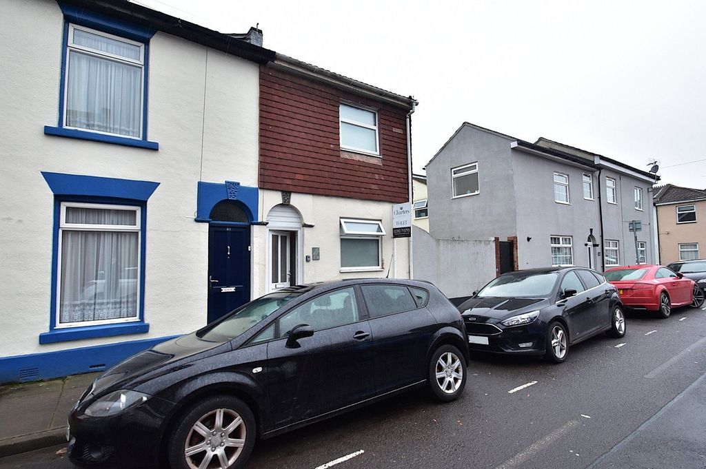 Property photo 1 of 10 Picture No. 16