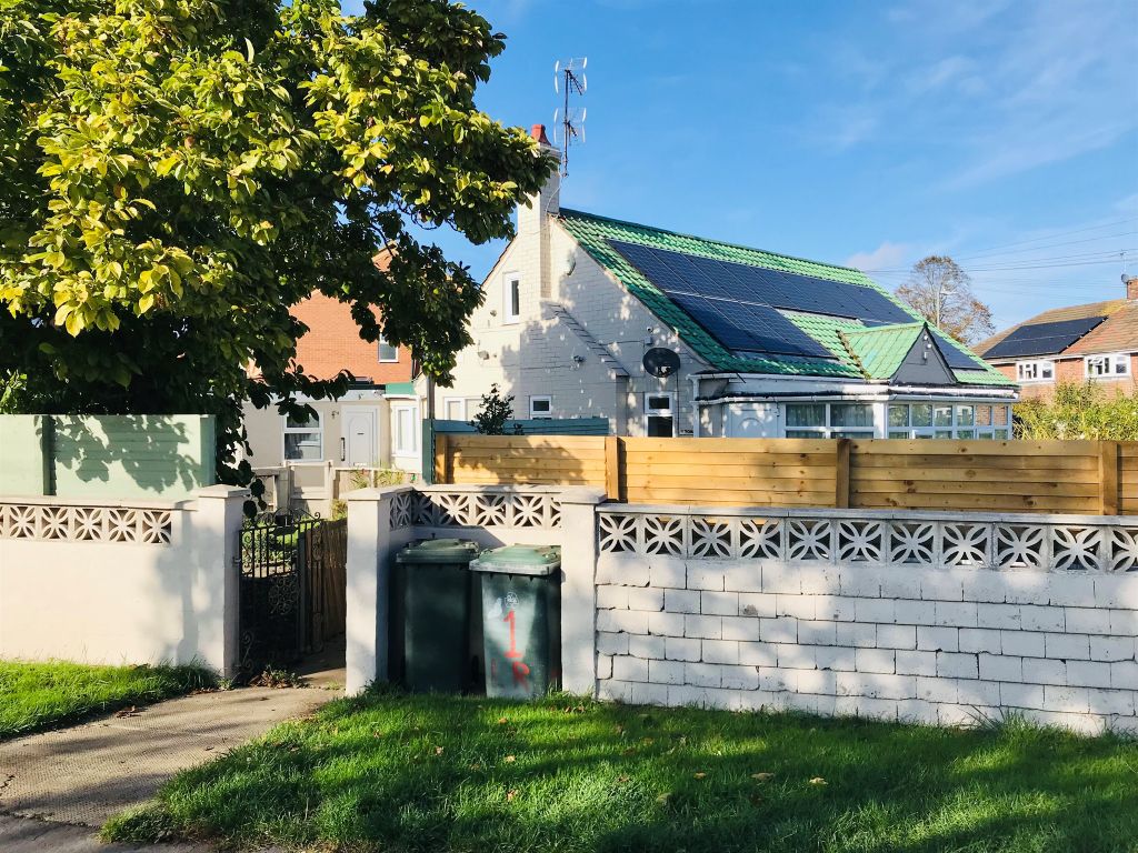 Property photo 1 of 18