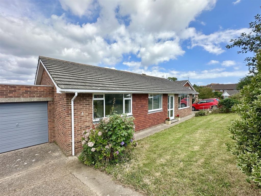 Property photo 1 of 21
