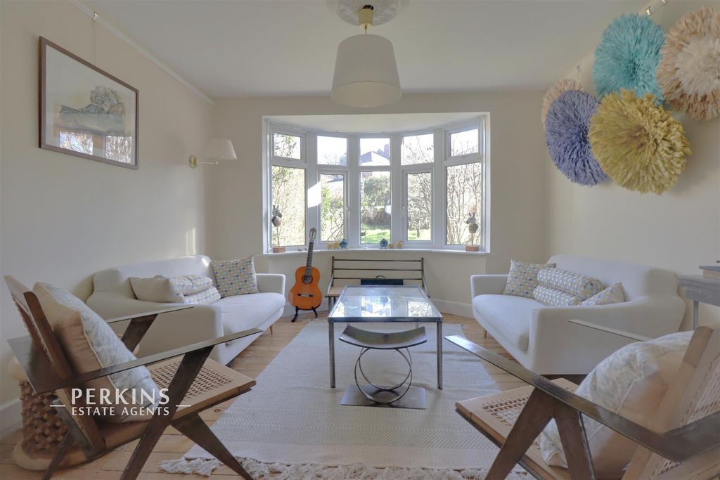 Property photo 1 of 15 Rec.Jpg