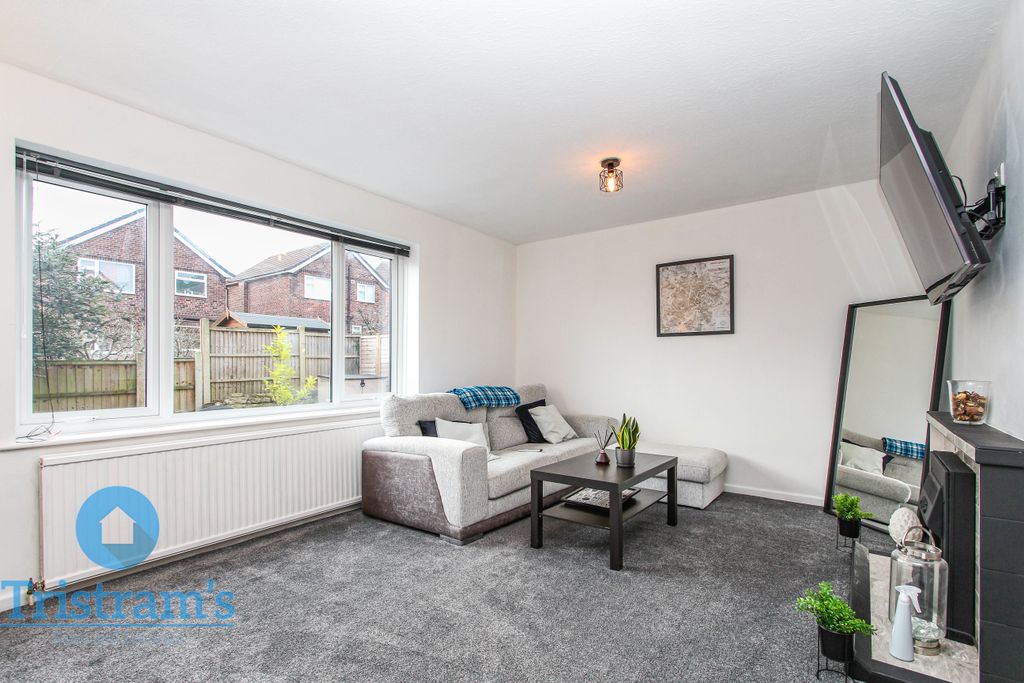 Property photo 3 of 23 Img_8192