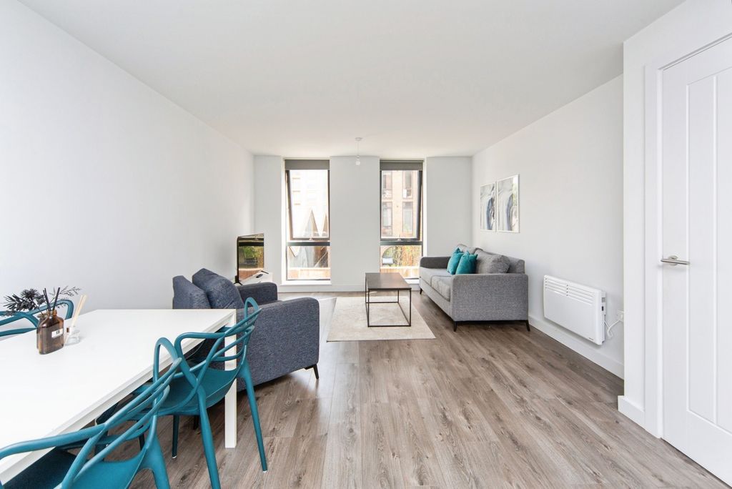 Property photo 2 of 18 Pbox-Img.Jpg