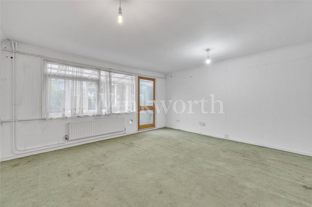 Property photo 3 of 9 Picture No. 05