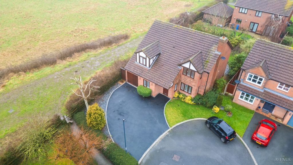 Property photo 1 of 23 4699192