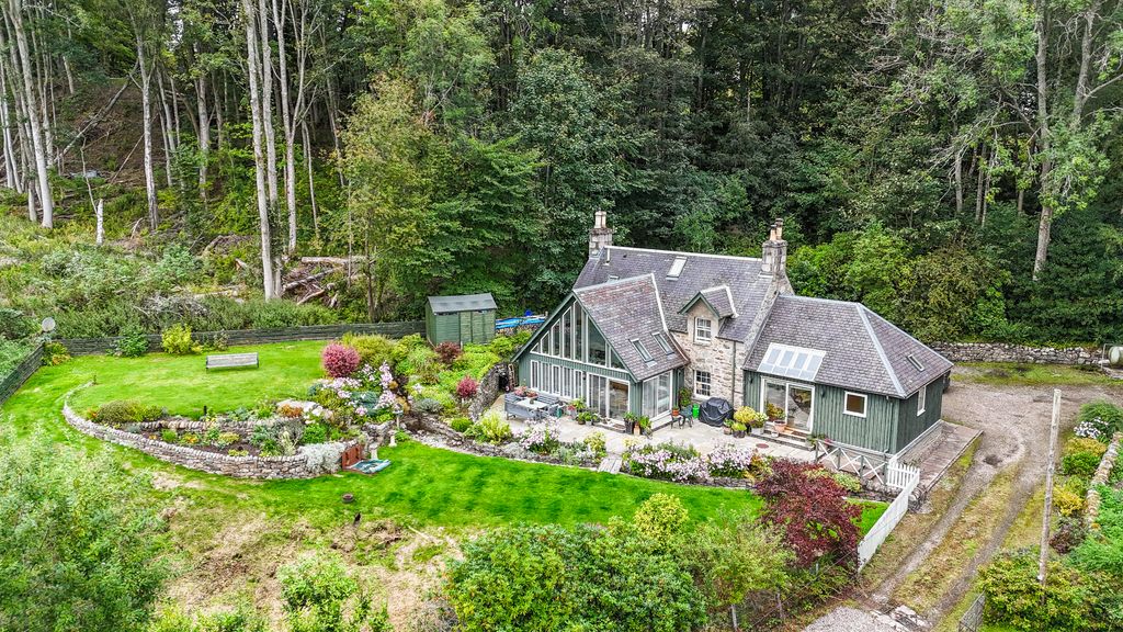 Property photo 1 of 31 Dji_20250903152929_0469_D