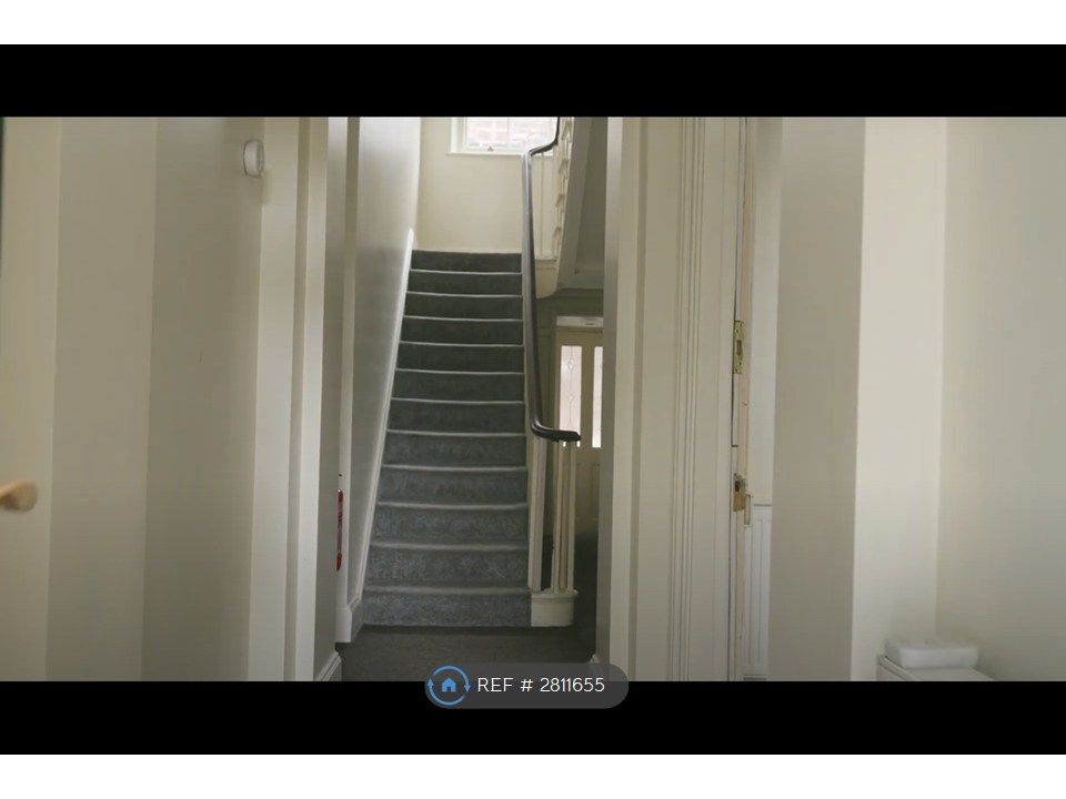 Property photo 2 of 28 Landing