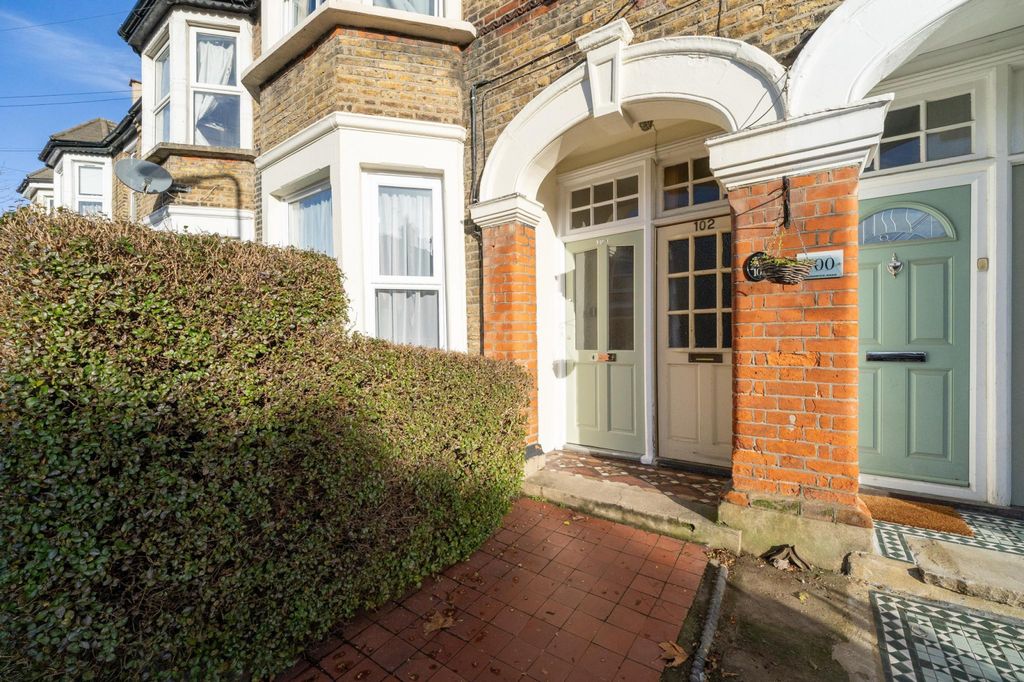 Property photo 2 of 14 Front