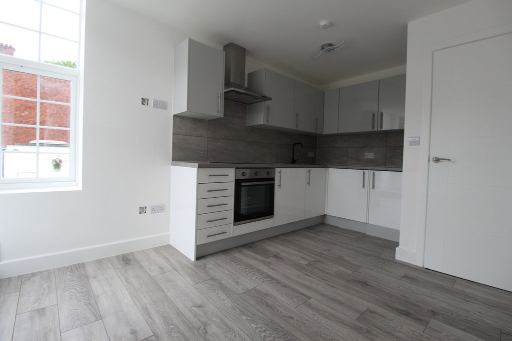 Property photo 2 of 7 Photo 13