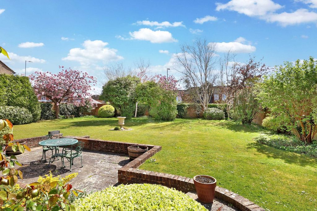 Property photo 2 of 16 Picture No. 03
