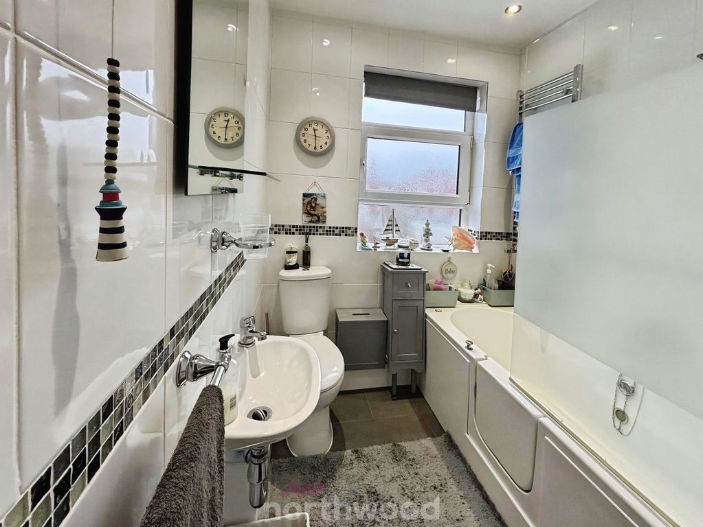 Property photo 2 of 29