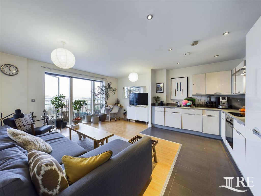 Property photo 2 of 14 Cam00625P1-Pr0042-Still10.Jpg