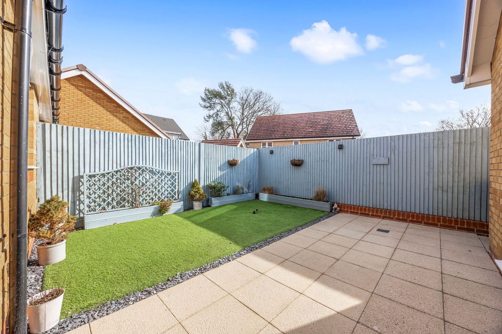 Property photo 3 of 22