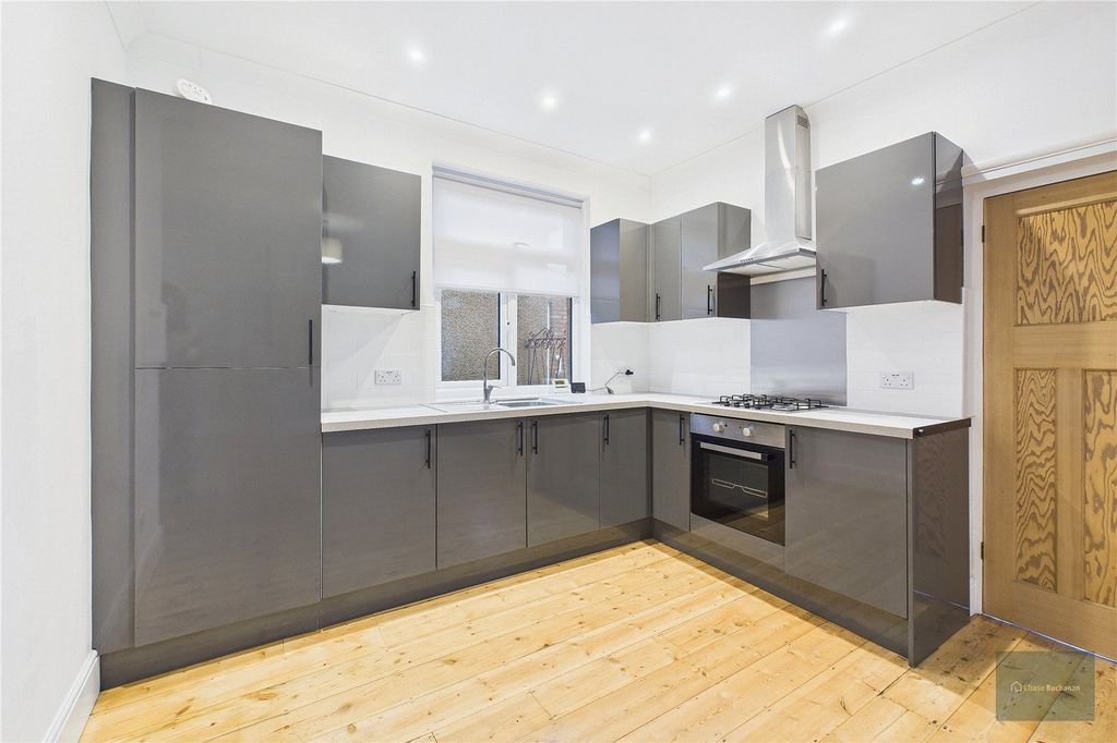 Property photo 1 of 6 Picture No. 13