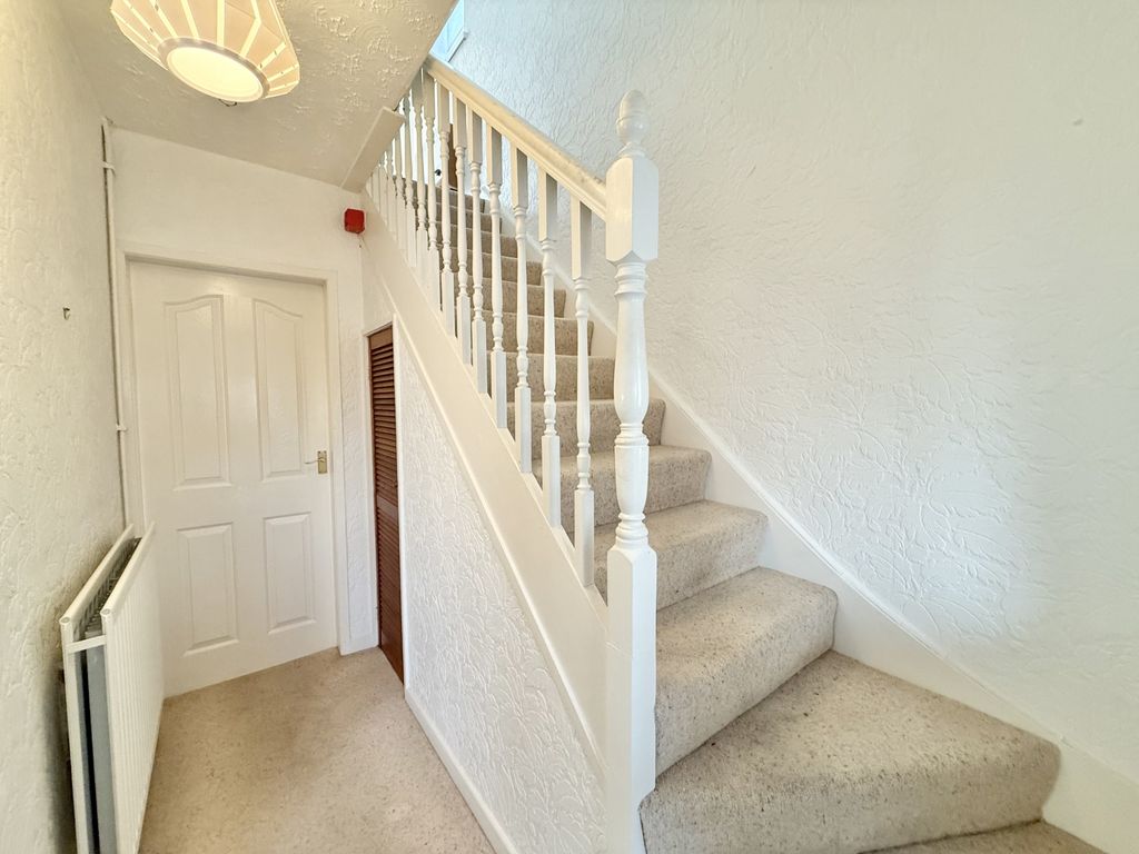 Property photo 2 of 16 Img_3090