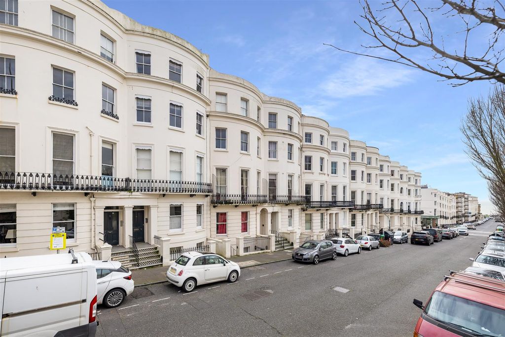 Property photo 1 of 16 76A Lansdowne Place Full Res-15.Jpg