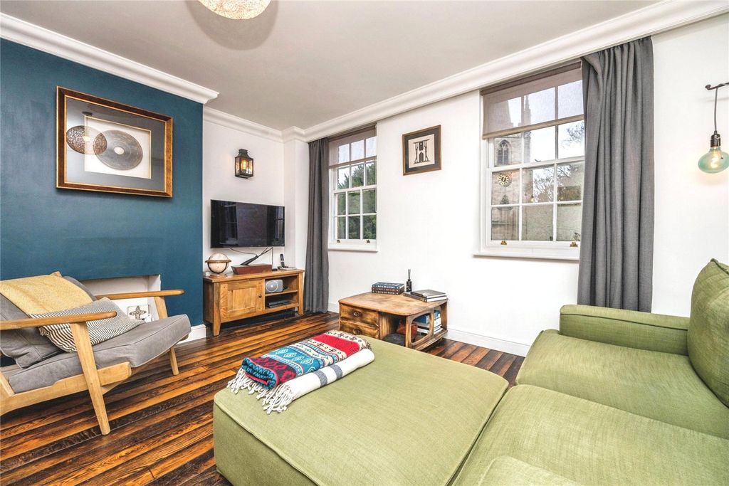 Property photo 2 of 17 Living Room