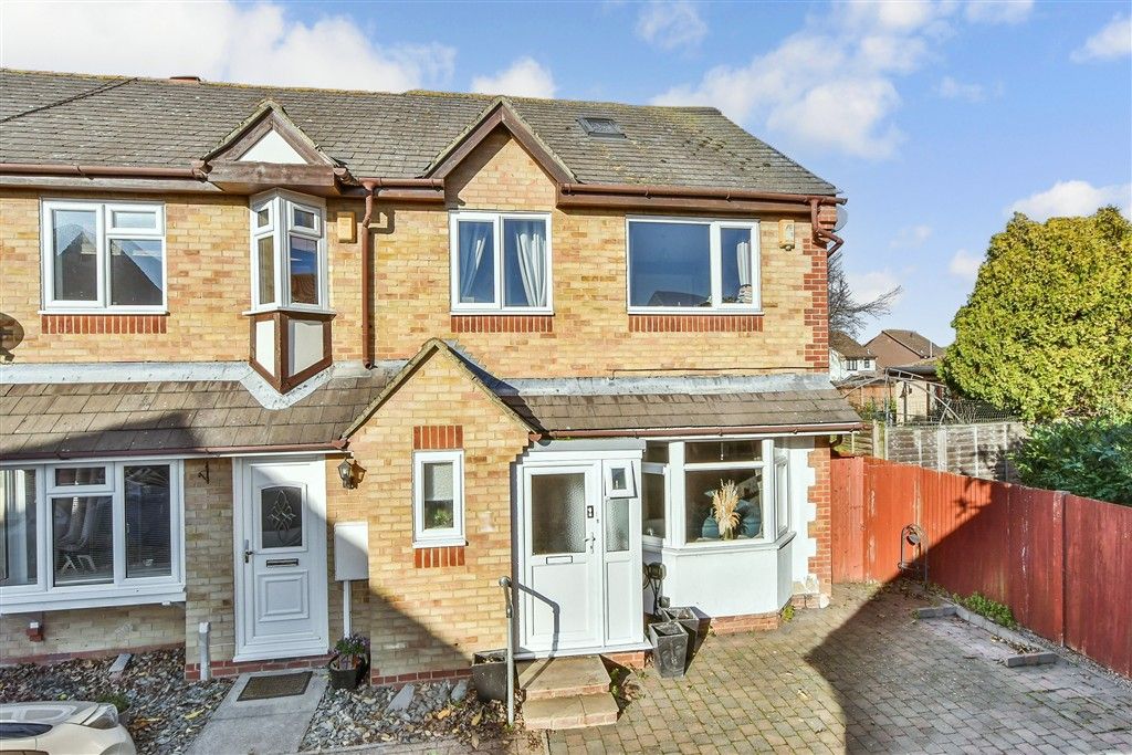 Property photo 1 of 12 External (Web)