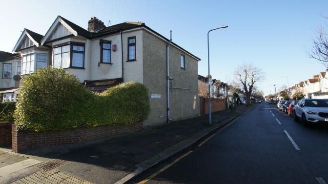 Property photo 1 of 41