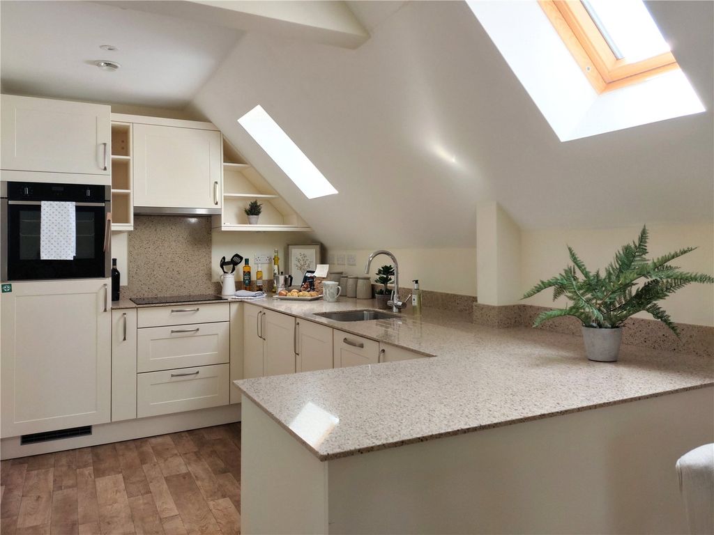Property photo 2 of 15 Picture No. 22