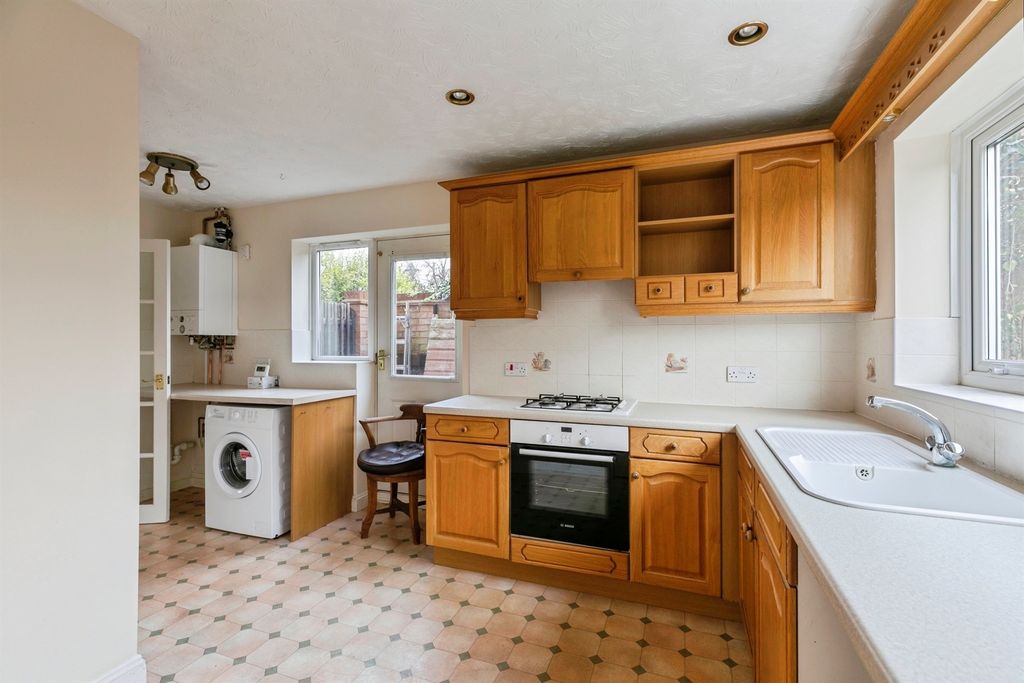 Property photo 3 of 17