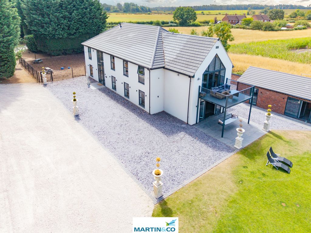 Property photo 1 of 43 Aerial 4