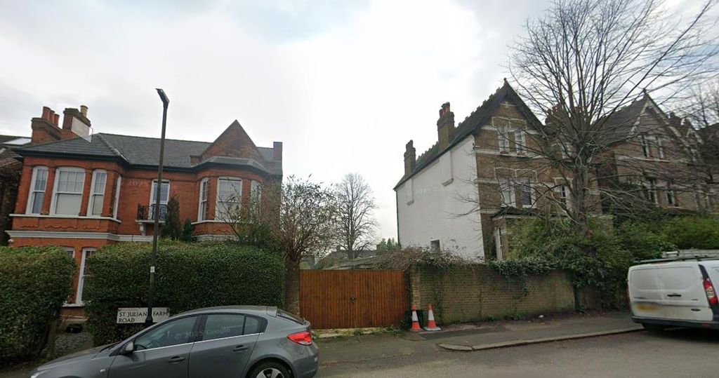 Property photo 1 of 2 Front.Png