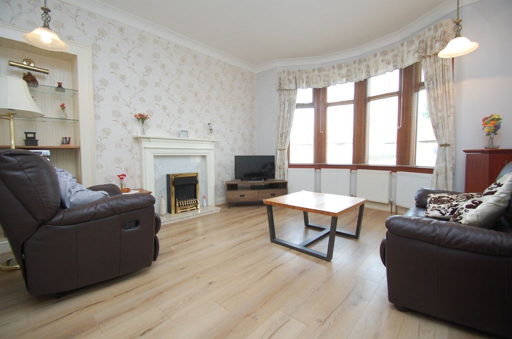 Property photo 3 of 21 5055184