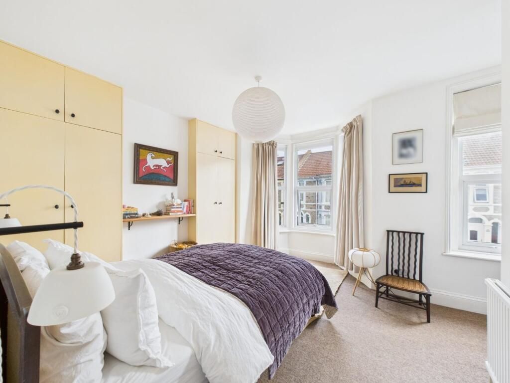 Property photo 2 of 3