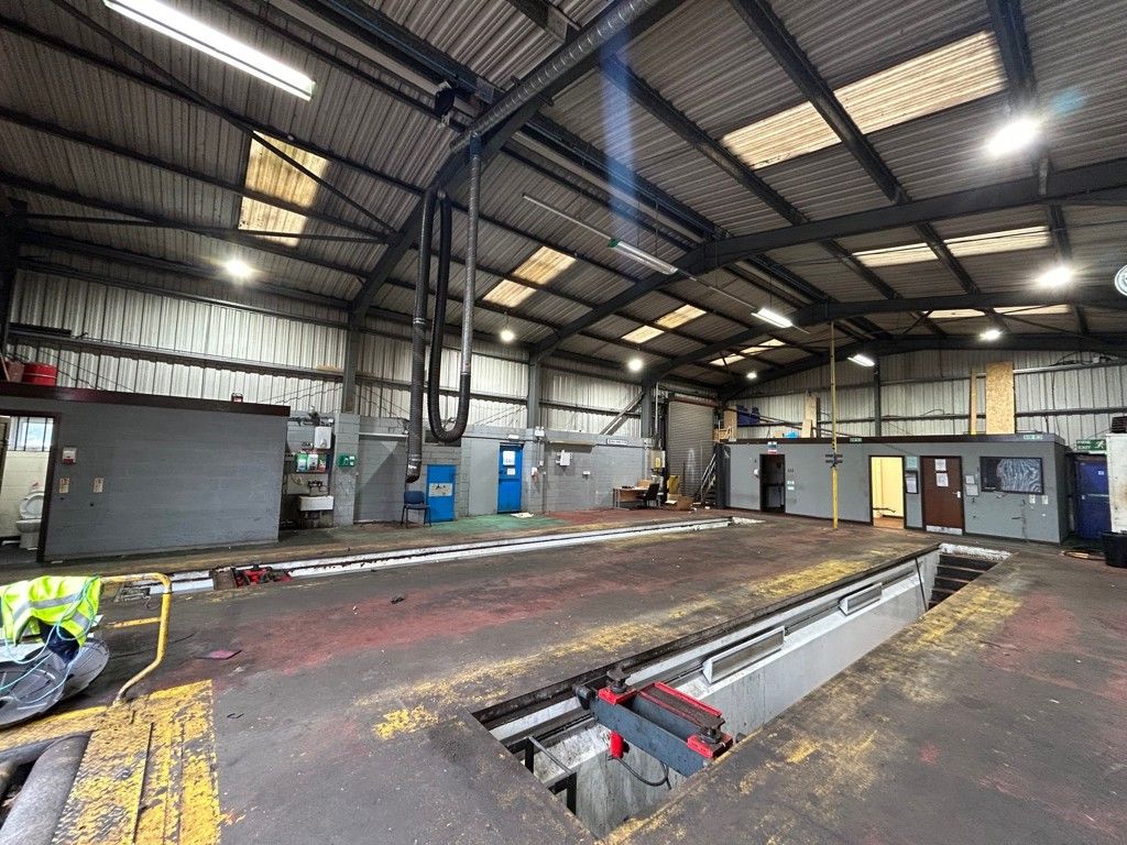 Property photo 3 of 10 Photo 2