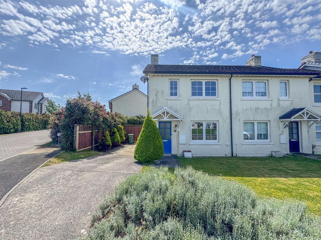Property photo 1 of 13 23 Raad Bridjeen (1).Jpg