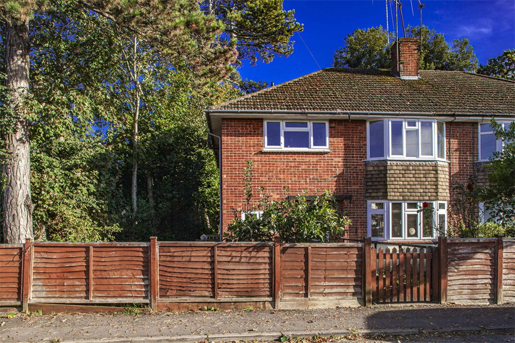 Property photo 1 of 7