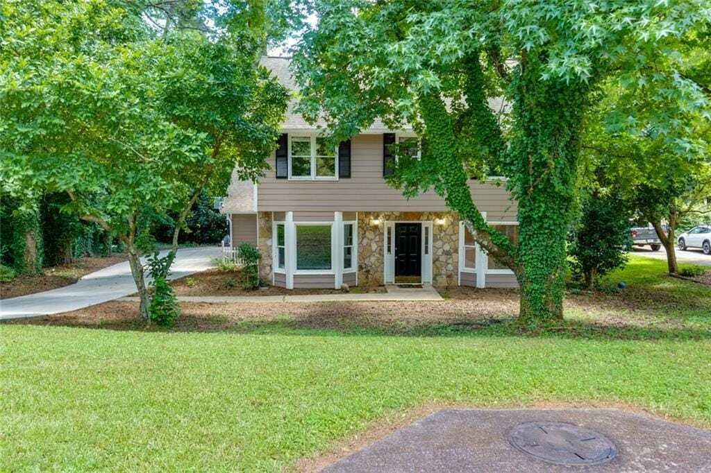 Property photo 1 of 31