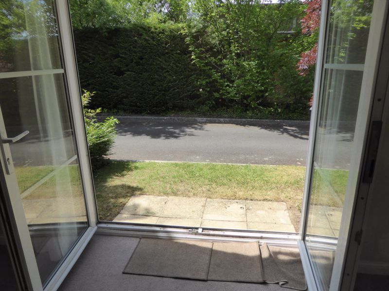 Property photo 3 of 10 Photo 12