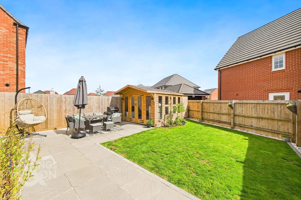 Property photo 3 of 24