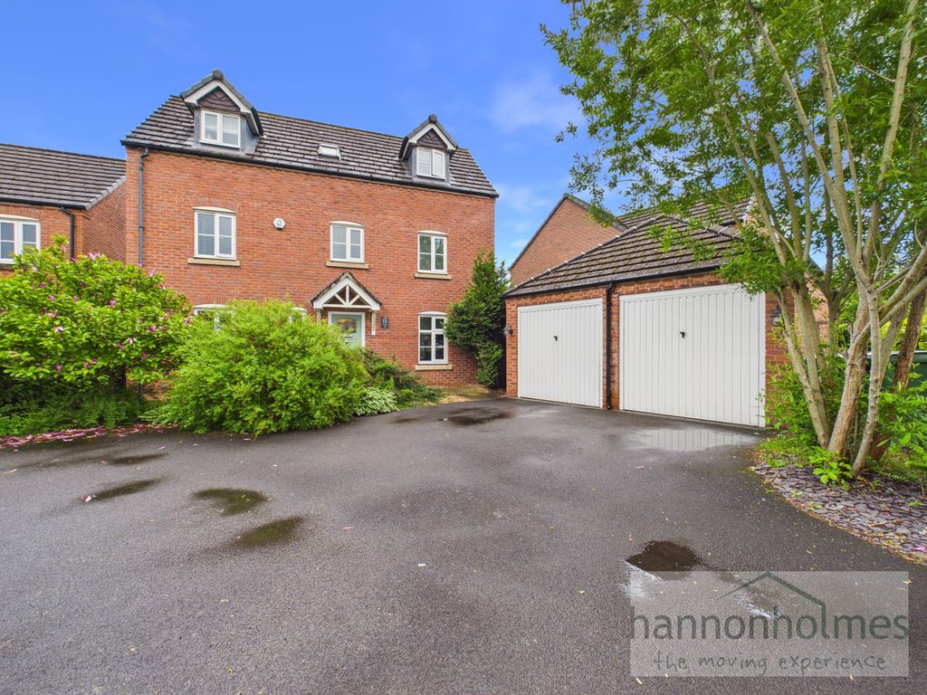 Property photo 1 of 44 Cam05283G0-Pr0182-Still045