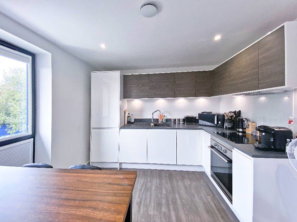 Property photo 3 of 8 3