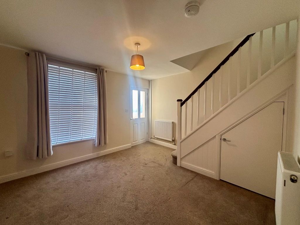 Property photo 3 of 11 404 Chickerell - Lounge.Jpg