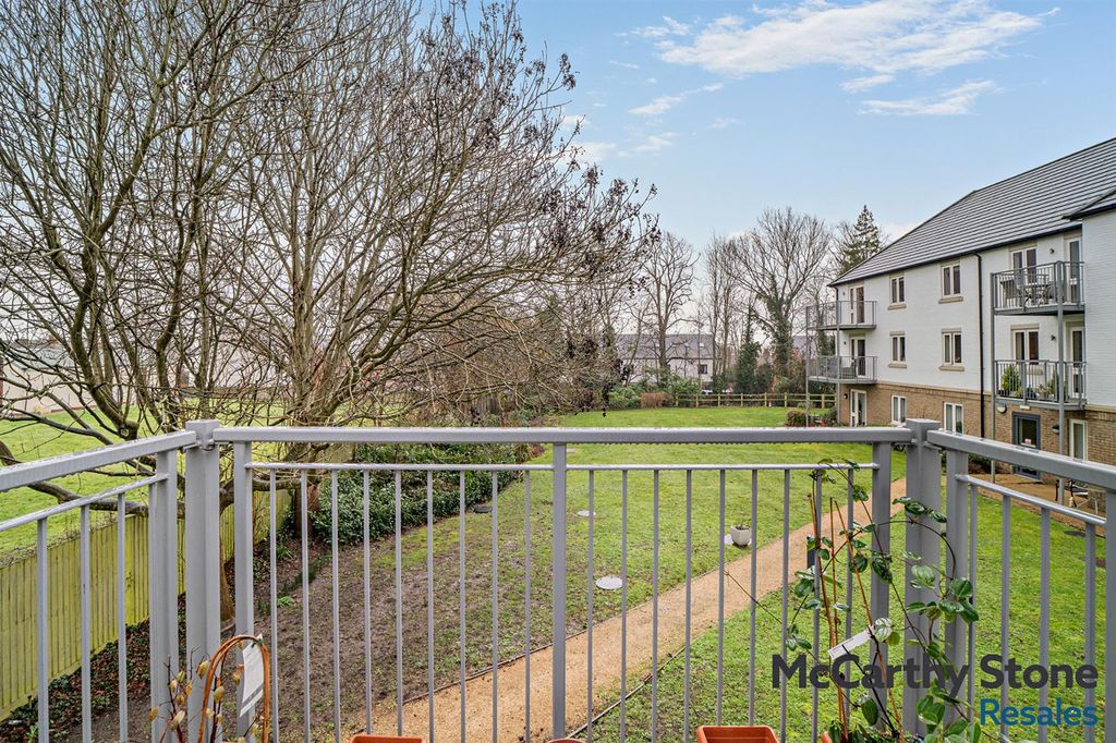 Property photo 3 of 17 Balcony