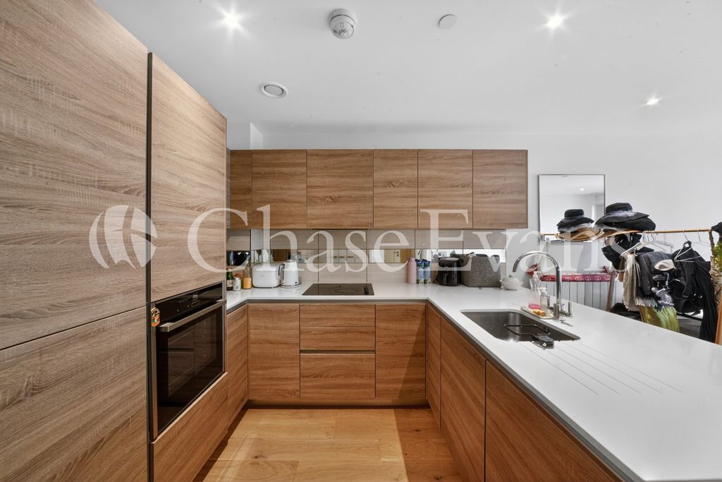 Property photo 2 of 16 Kitchen