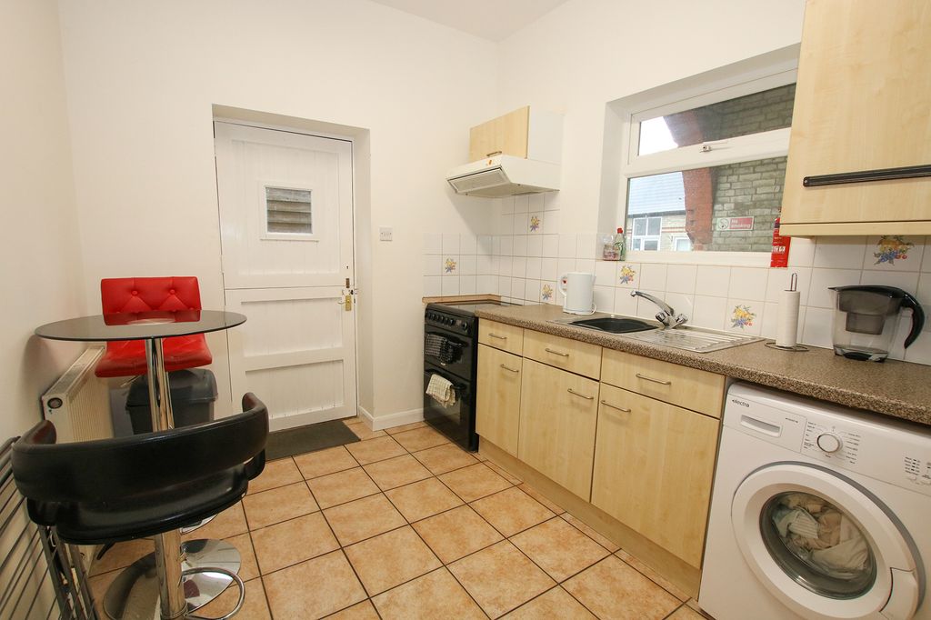 Property photo 2 of 7