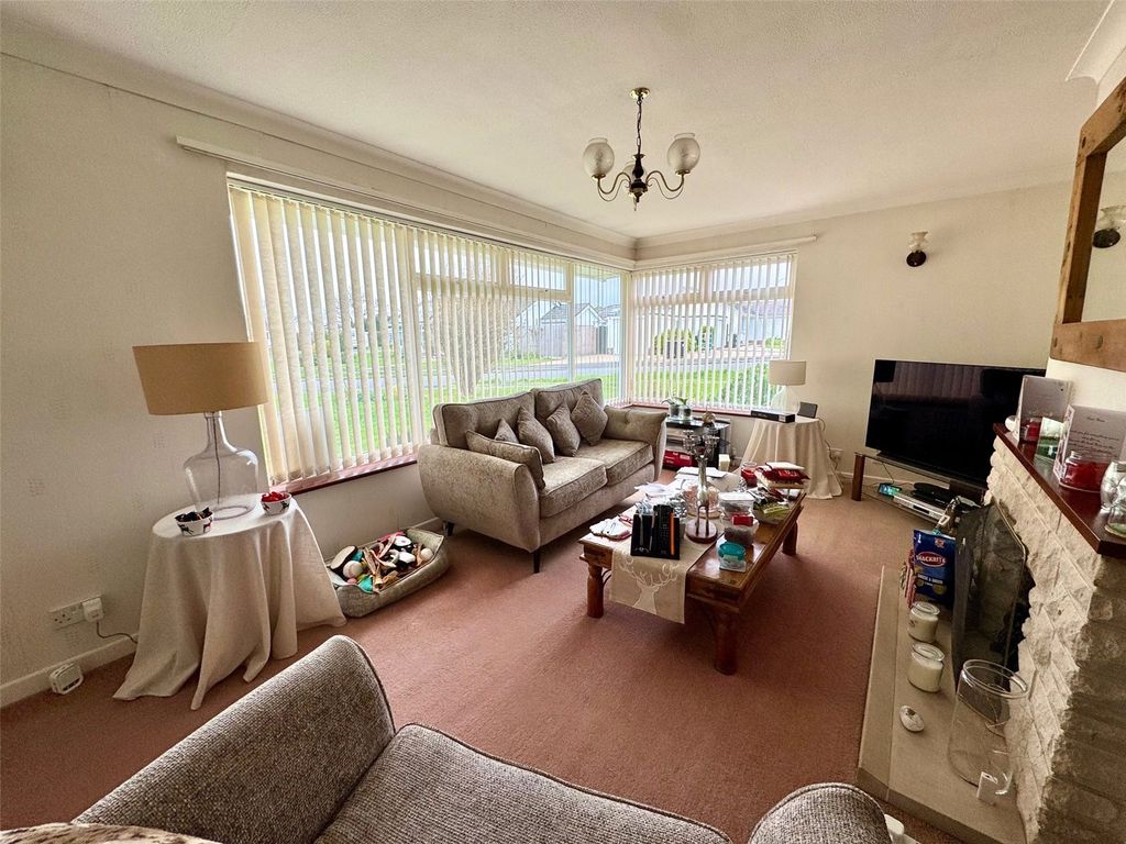 Property photo 3 of 12 Picture No. 25