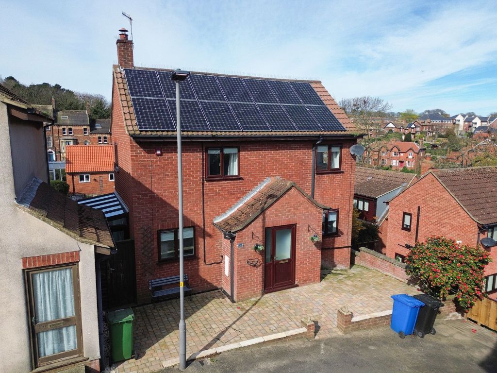 Property photo 1 of 20