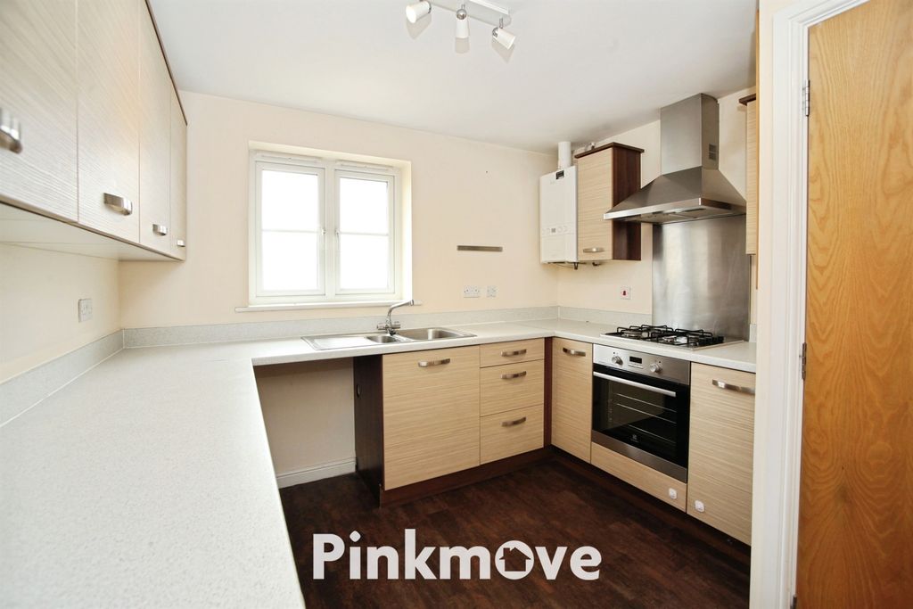 Property photo 2 of 16