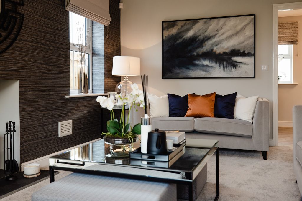 Property photo 3 of 12